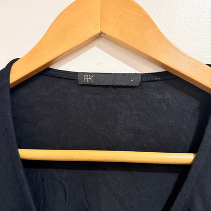 AK Size S | U/Arm to U/Arm 50cm Ruched Tie Front Batwing Top