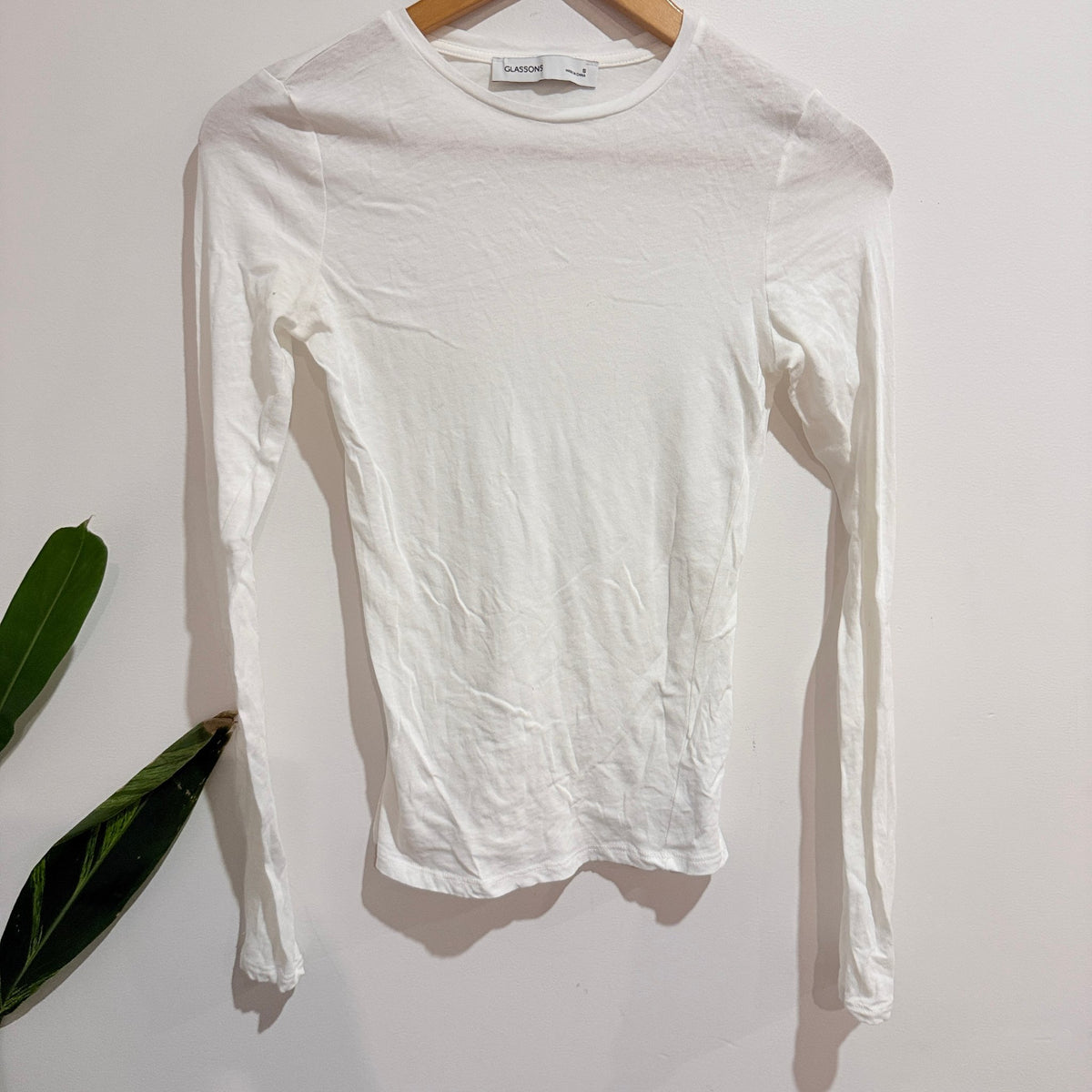 Glassons Size S Long Sleeve Fitted Crew Top