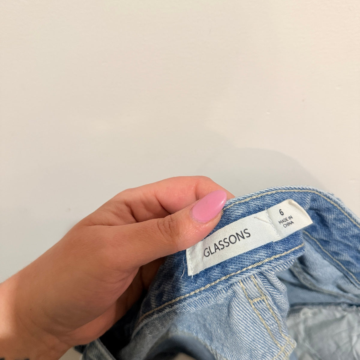 Glassons Size 6 Distressed Frayed Hem Denim Shorts