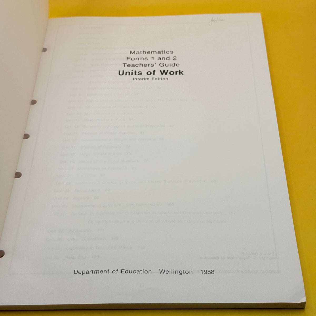 Mathematics Forms 1 and 2: Teachers’ Guide—Units of Work by New Zealand Department of Education (1988)