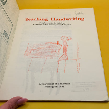 Teaching Handwriting by New Zealand Department of Education (1985)