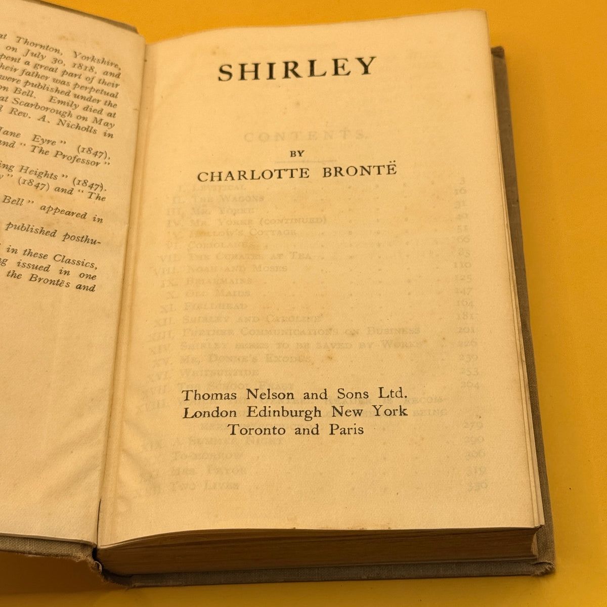 Shirley by Charlotte Brontë