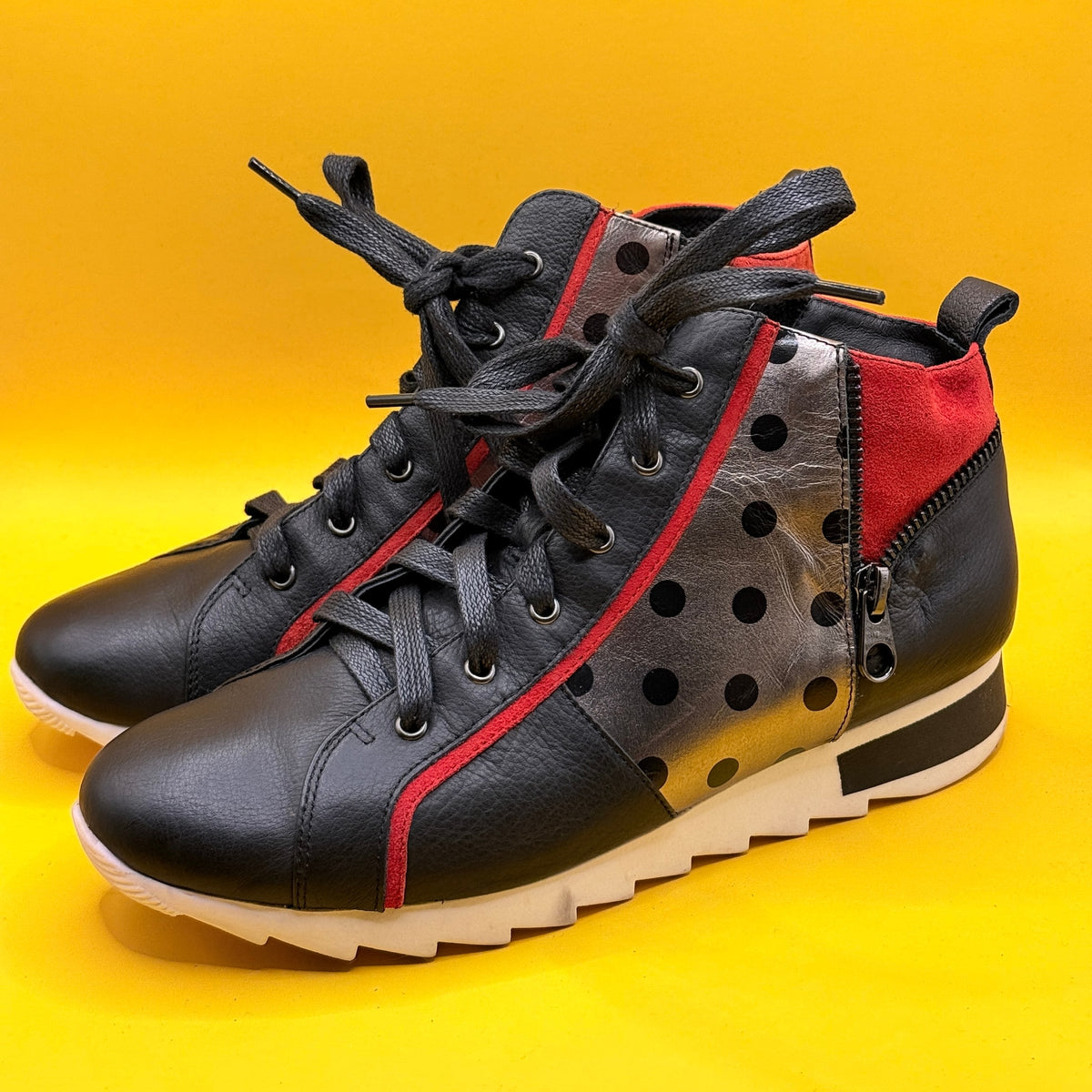Django & Juliette Black and Red High Top Sneakers - Size 37