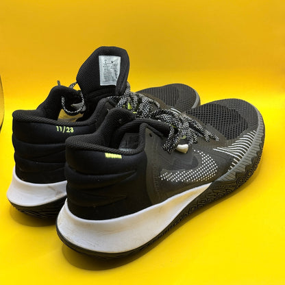 Nike Kyrie Flytrap 5 Basketball Shoes - Black/Volt - Men's US 9