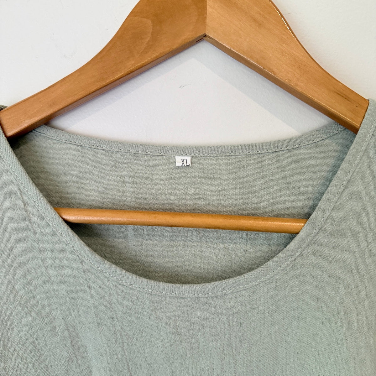 Brand Unknown Size XL | U/Arm to U/Arm 55cm Cotton Short Sleeve Top