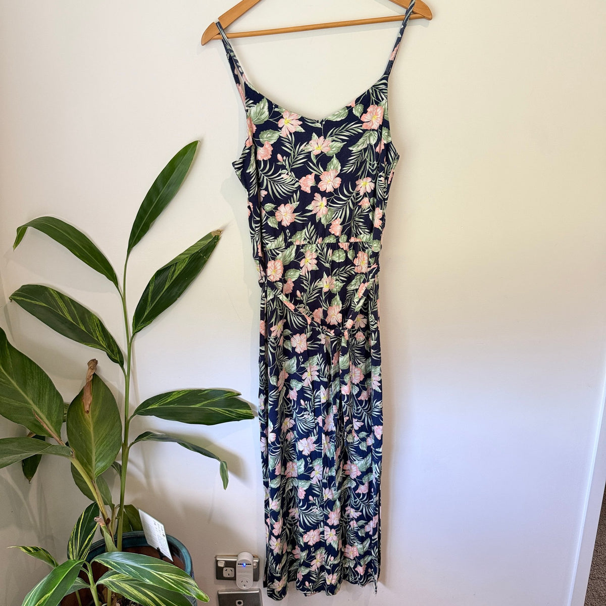 Mauvette Size 10 Tropical Floral Print Dress