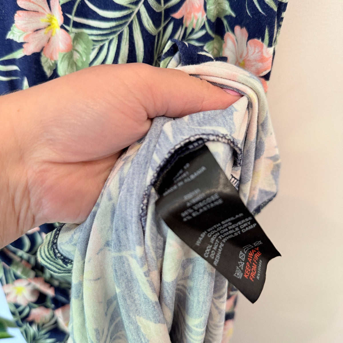 Mauvette Size 10 Tropical Floral Print Dress