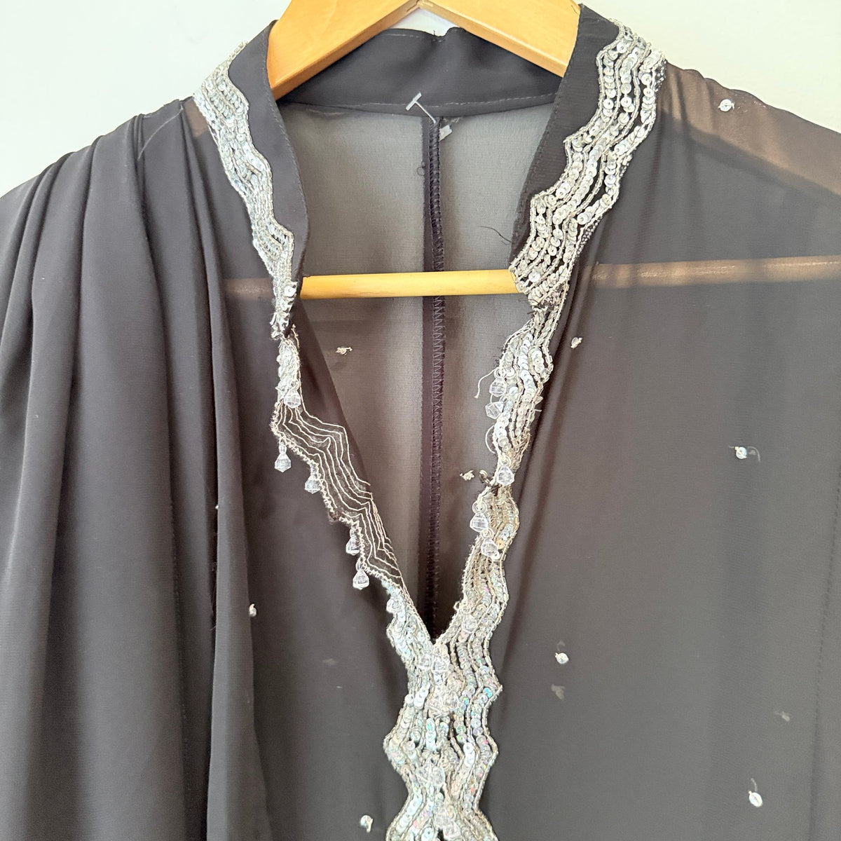 Brand Unknown Size U/Arm to U/Arm 65cm Embellished Chiffon Open Front Kaftan