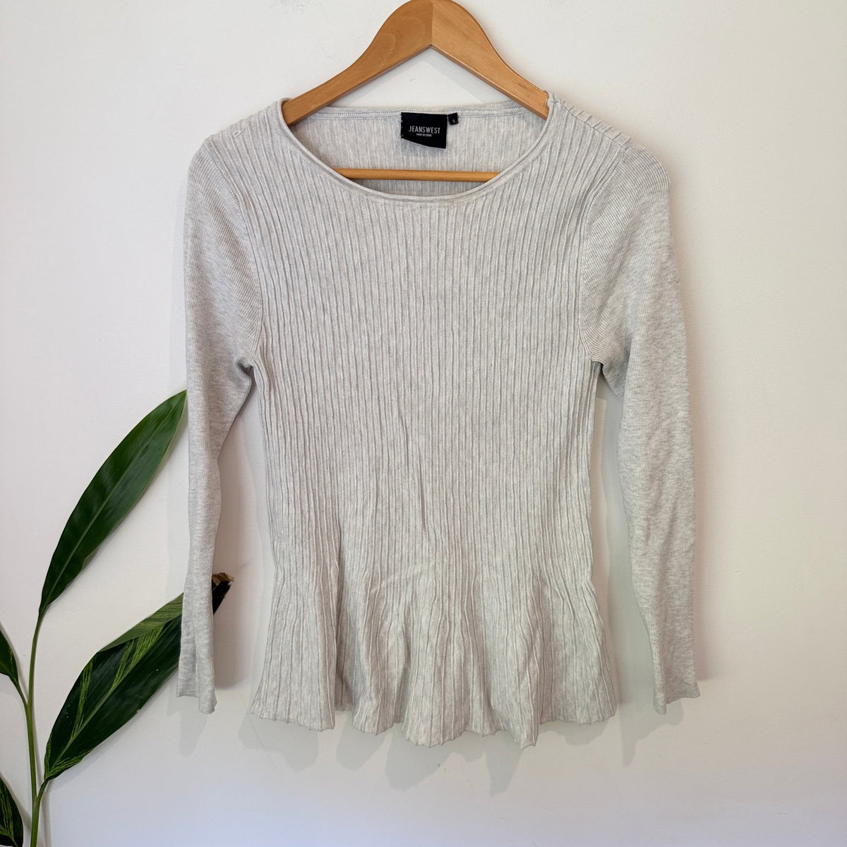 Jeanswest Size S Rib Knit Peplum Long Sleeve Top