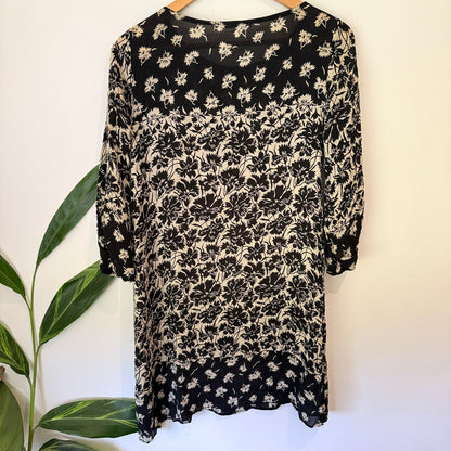 Carlson Size U/Arm to U/Arm 47cm Floral Print Shift Dress