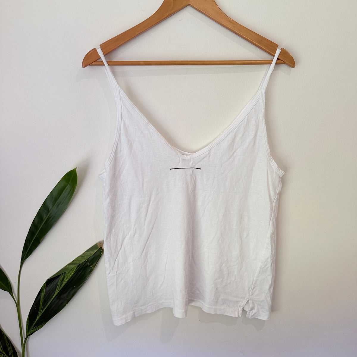 bassike Size S V Neck Cotton Cami