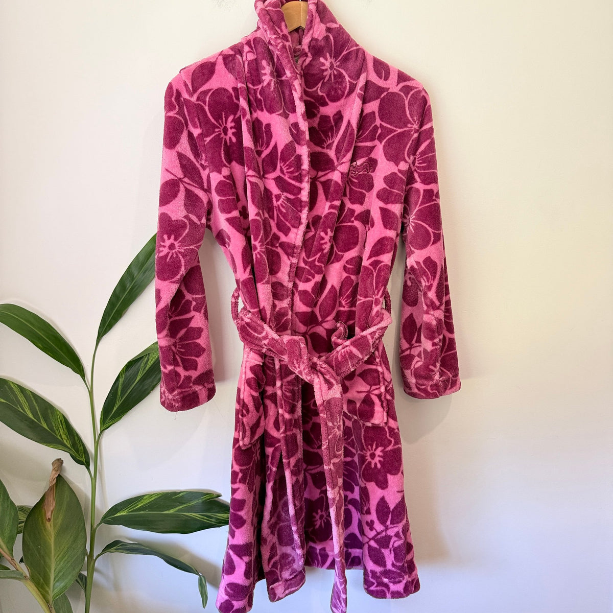 Peter Alexander Size M Floral Fleece Robe