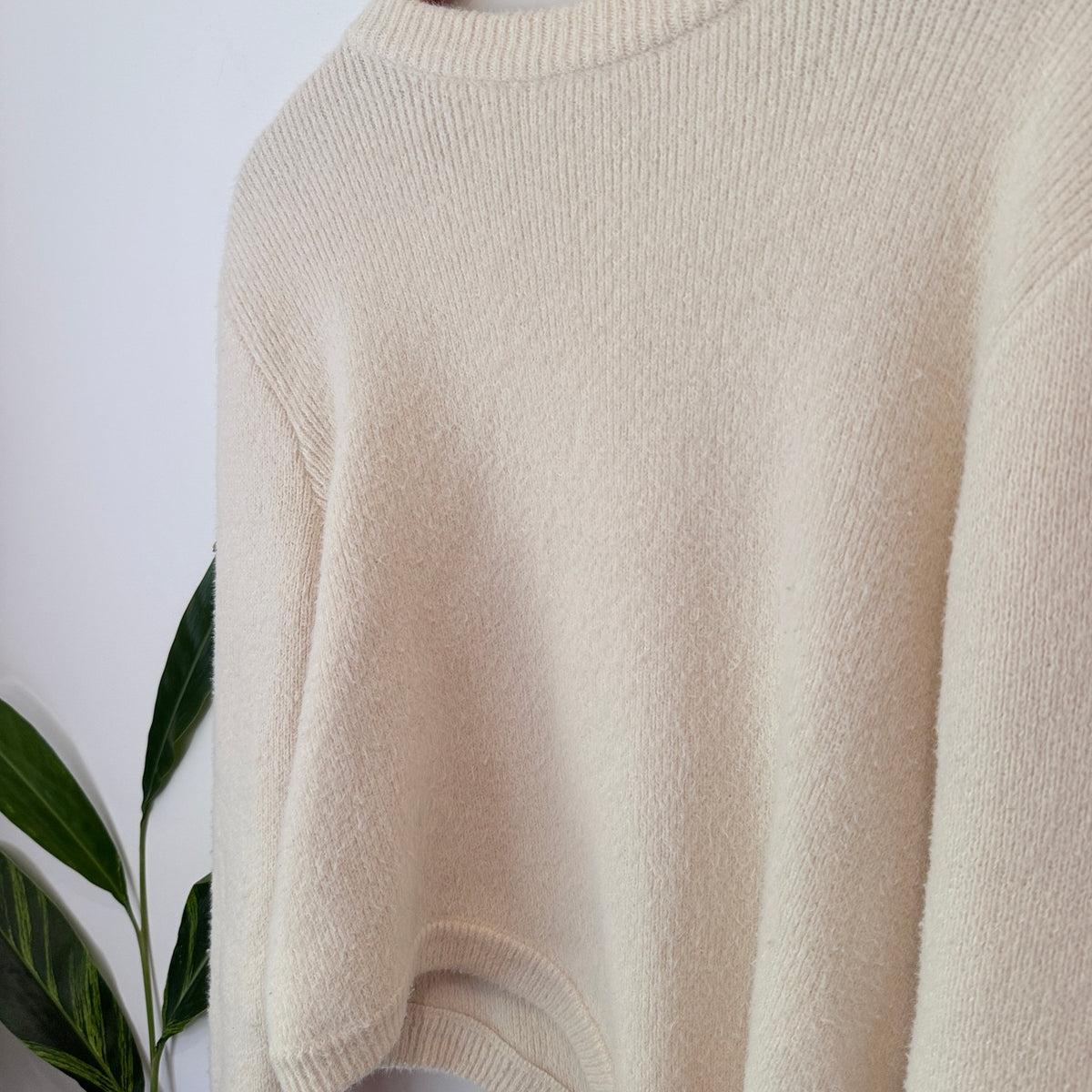 QXC Size M Asymmetric Knit Long Sleeve Top
