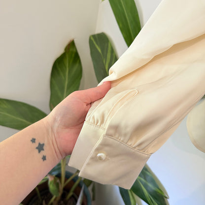 Brand Unknown Size U/Arm to U/Arm 46cm Satin Raglan Sleeve Keyhole Blouse