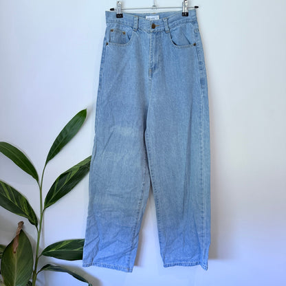 Shekou Size Waist 66cm High Waist Wide Leg Jeans