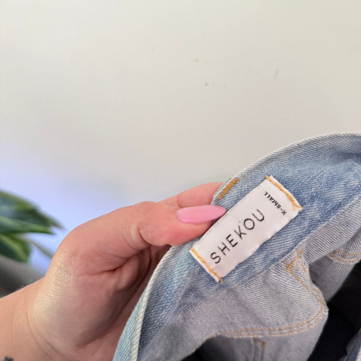 Shekou Size Waist 66cm High Waist Wide Leg Jeans