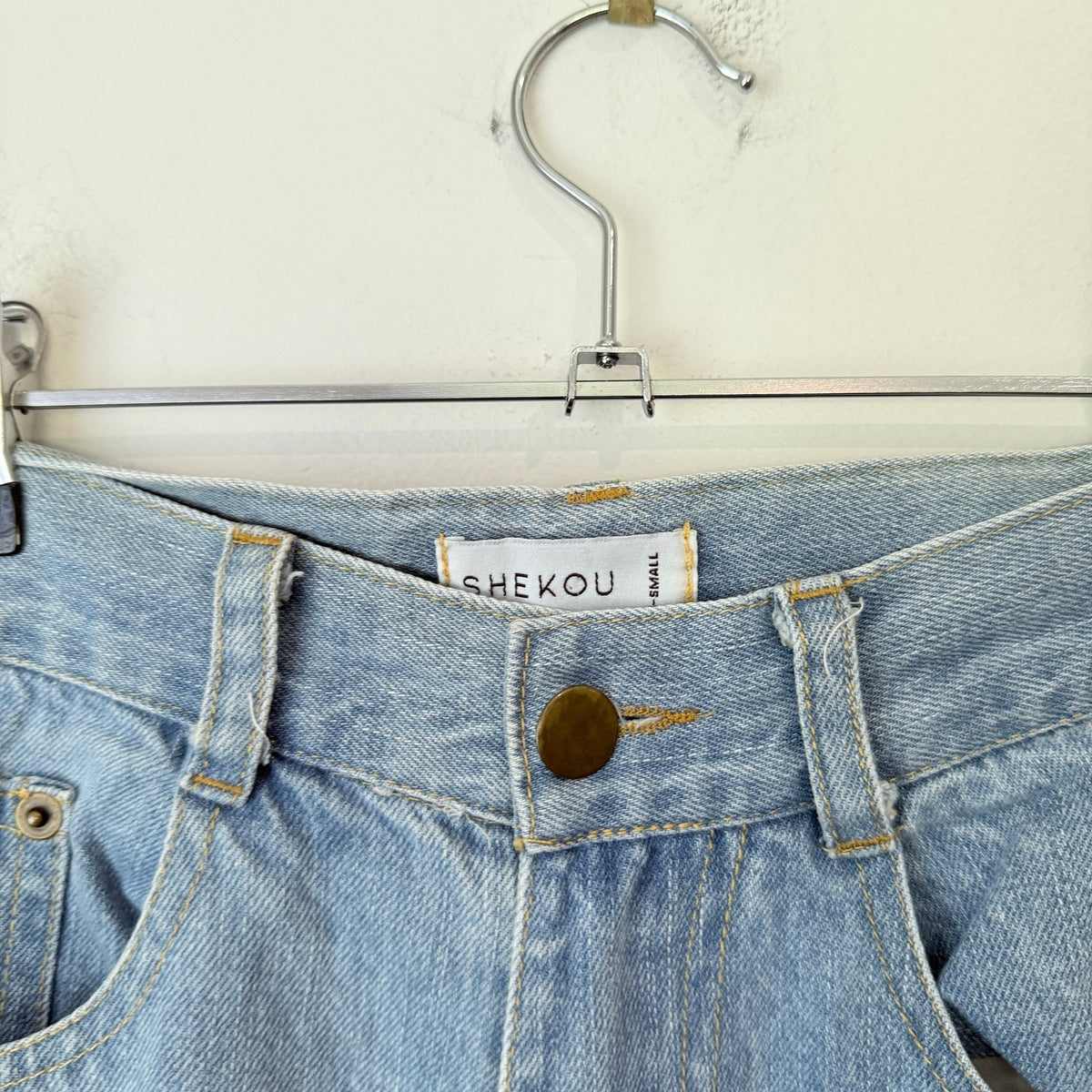 Shekou Size Waist 66cm High Waist Wide Leg Jeans