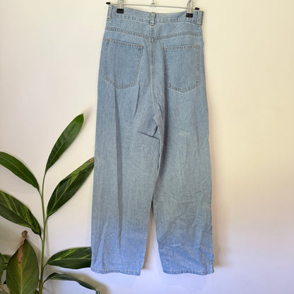 Shekou Size Waist 66cm High Waist Wide Leg Jeans
