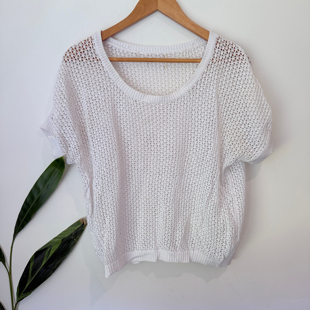 Cotton On Size U/Arm to U/Arm 57cm Open Knit Short Sleeve Top