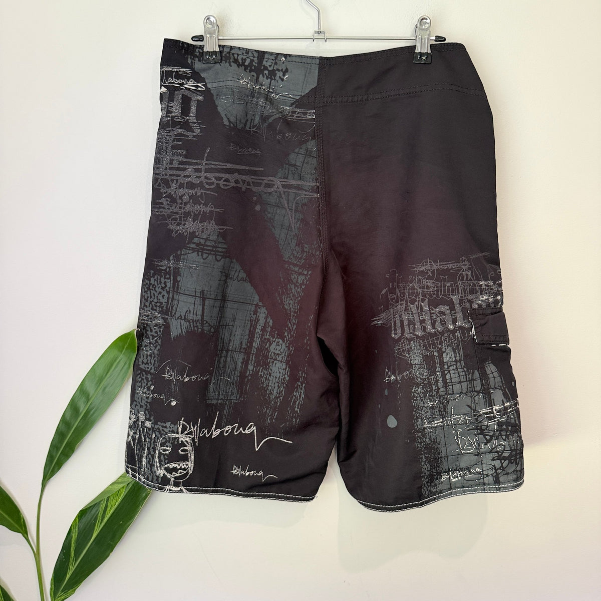 Billabong Size 32 Graphic Print Boardshorts