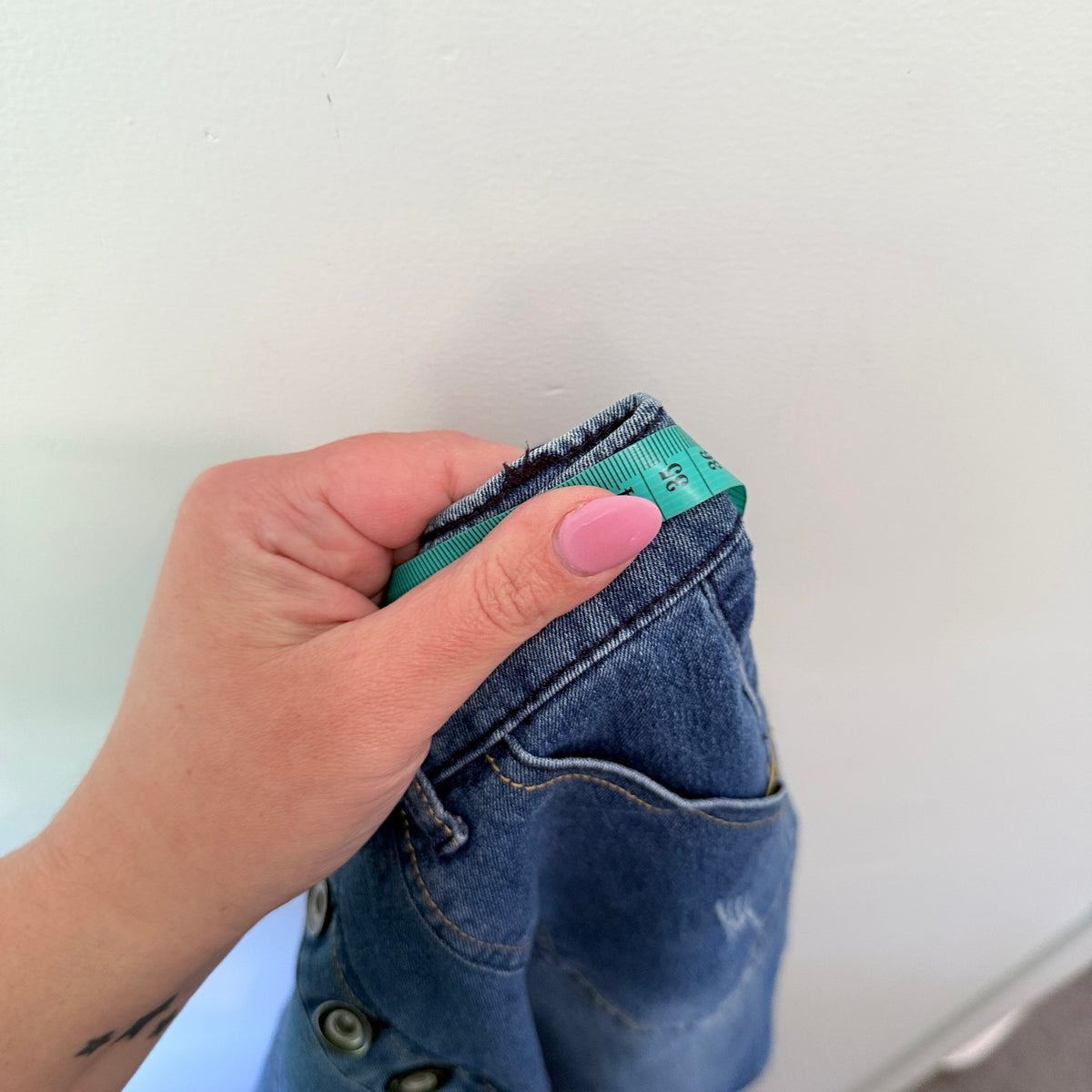 Brand Unknown Size M | Waist 70cm Button Fly Denim Midi Skirt