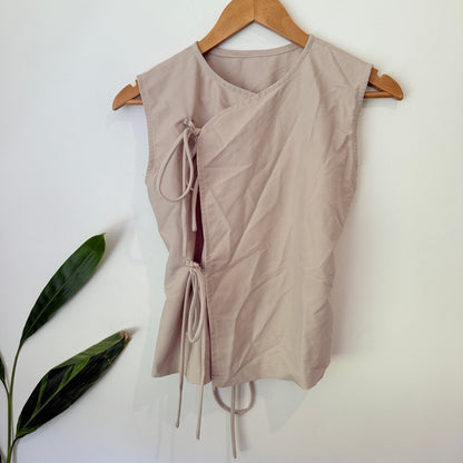 Brand Unknown Size U/Arm to U/Arm 43cm Asymmetric Tie Side Sleeveless Top