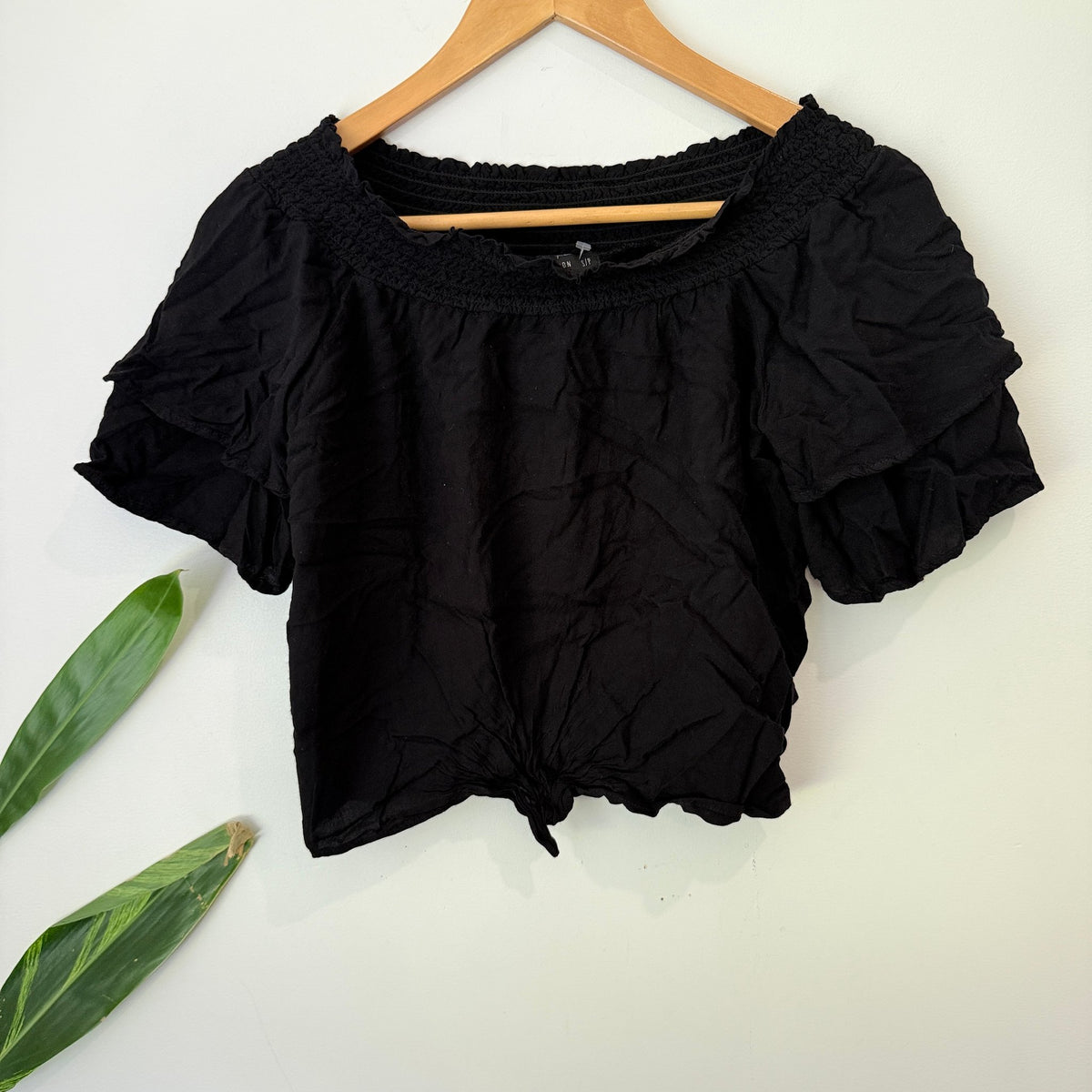 Cotton On Size S Shirred Off Shoulder Tie Front Crop Top