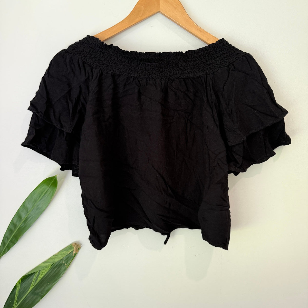Cotton On Size S Shirred Off Shoulder Tie Front Crop Top