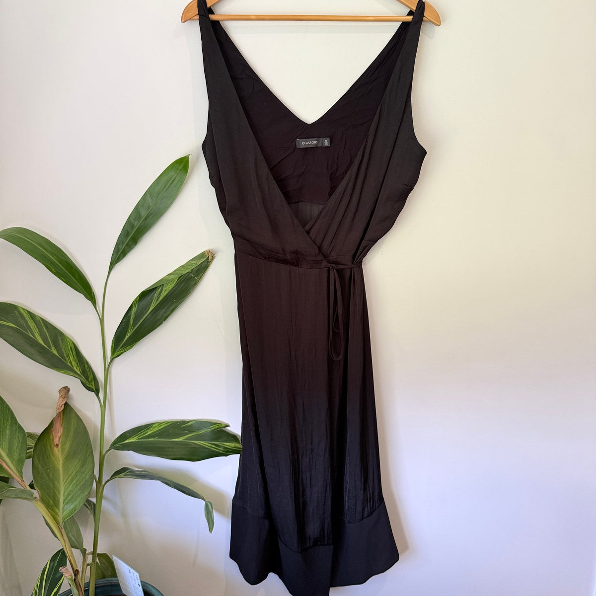 Glassons Size 10 Wrap Tie Waist Midi Dress