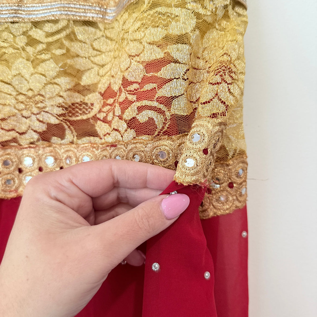 Brand Unknown Mirror Work Lace Border Chiffon Saree
