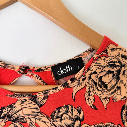 Dotti Size 6 Floral Print Keyhole Back Mini Dress