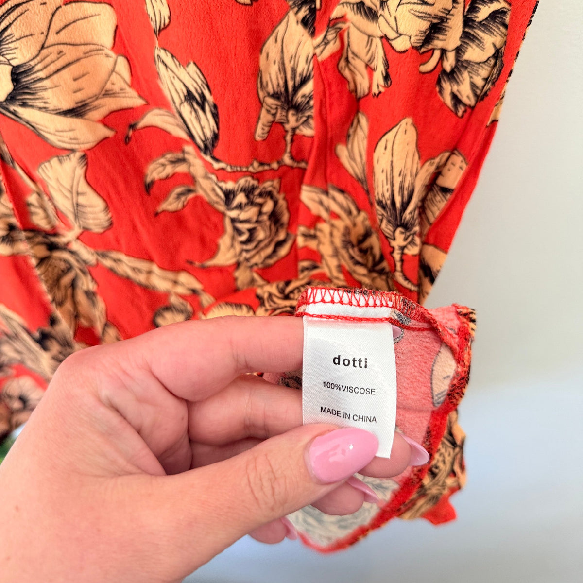 Dotti Size 6 Floral Print Keyhole Back Mini Dress