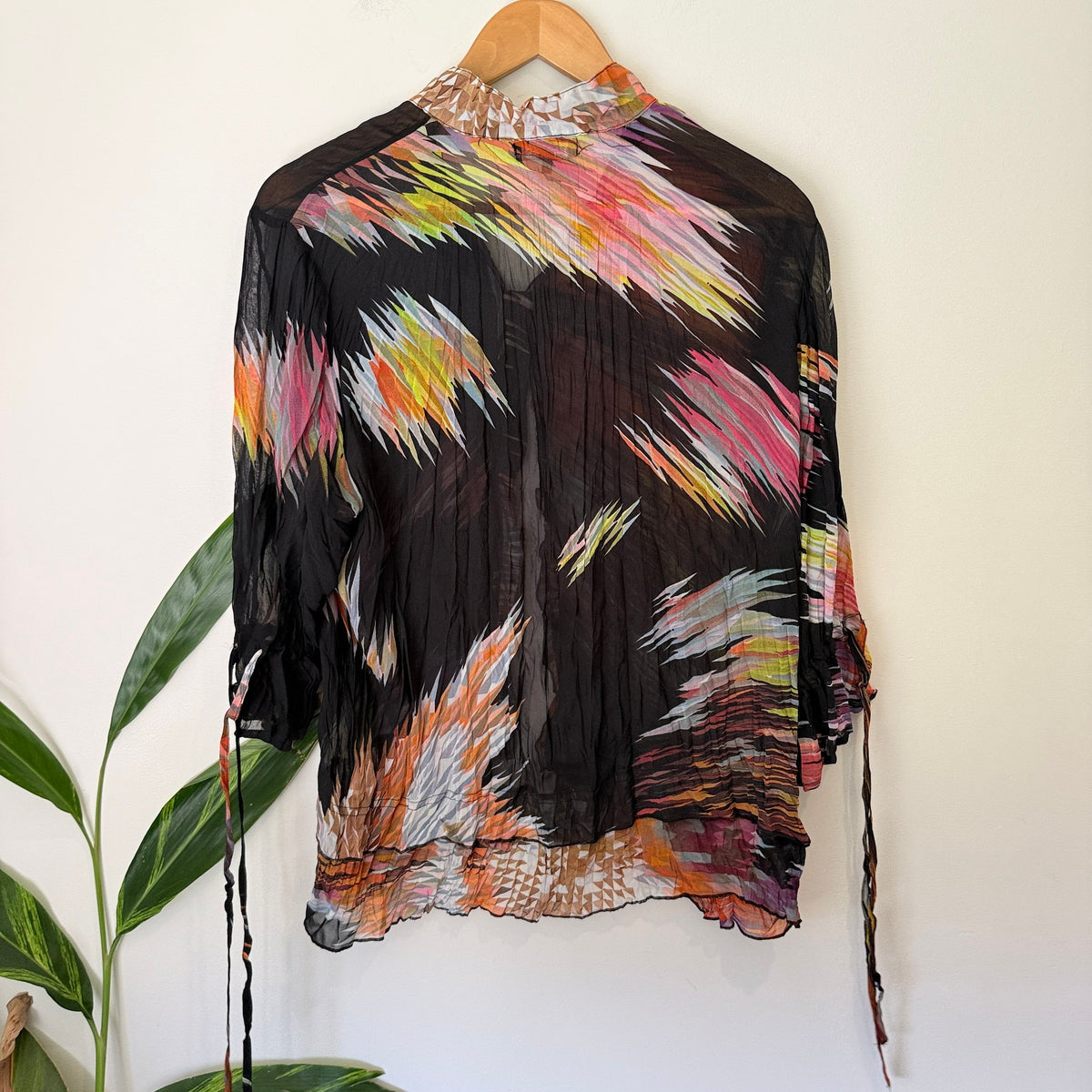 Seduce Size 16 Crinkle Abstract Print Button Up Blouse