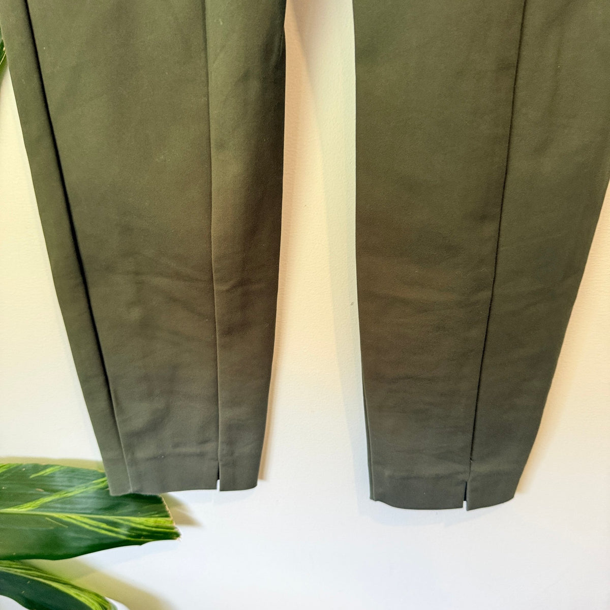 Whistle Size 10 Stretch Tapered Pants