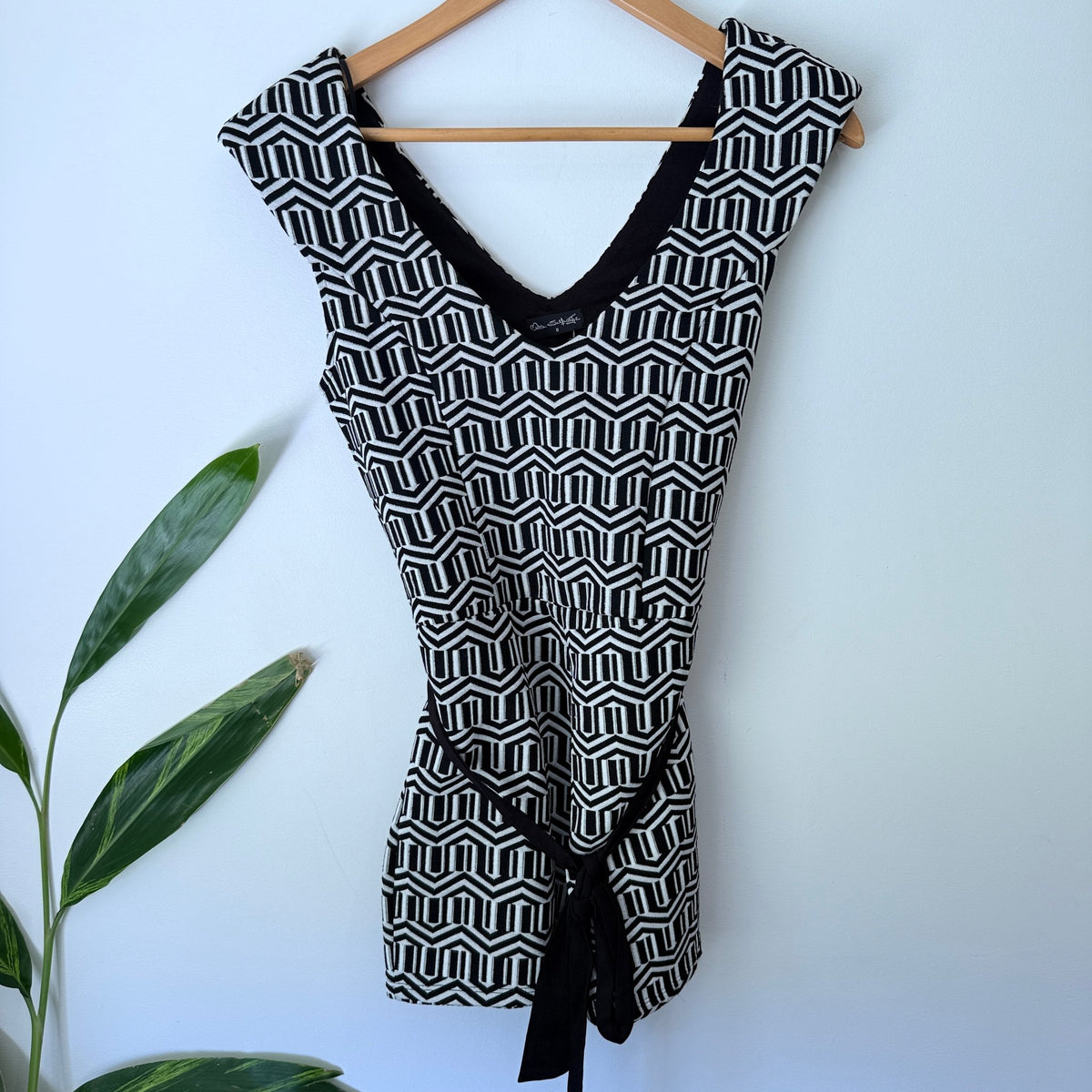 Miss Selfridge Size 8 Geometric Jacquard Belted Playsuit