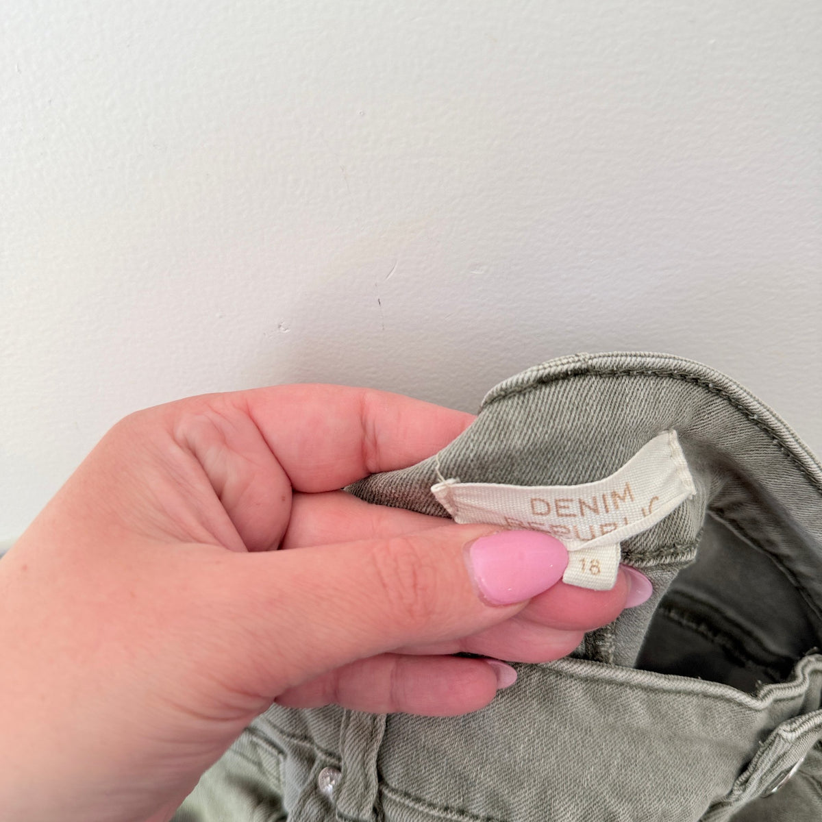 Denim Republic Size 18 Cuffed Denim Shorts – photo 2