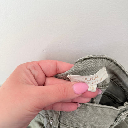 Denim Republic Size 18 Cuffed Denim Shorts – photo 2
