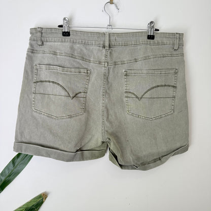 Denim Republic Size 18 Cuffed Denim Shorts – photo 6