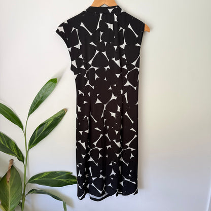 Jacqui E Size M Geometric Print Wrap Front Dress