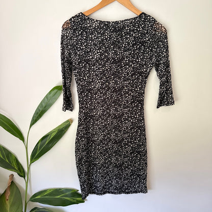 Chic a Booti Size M Speckled Dress
