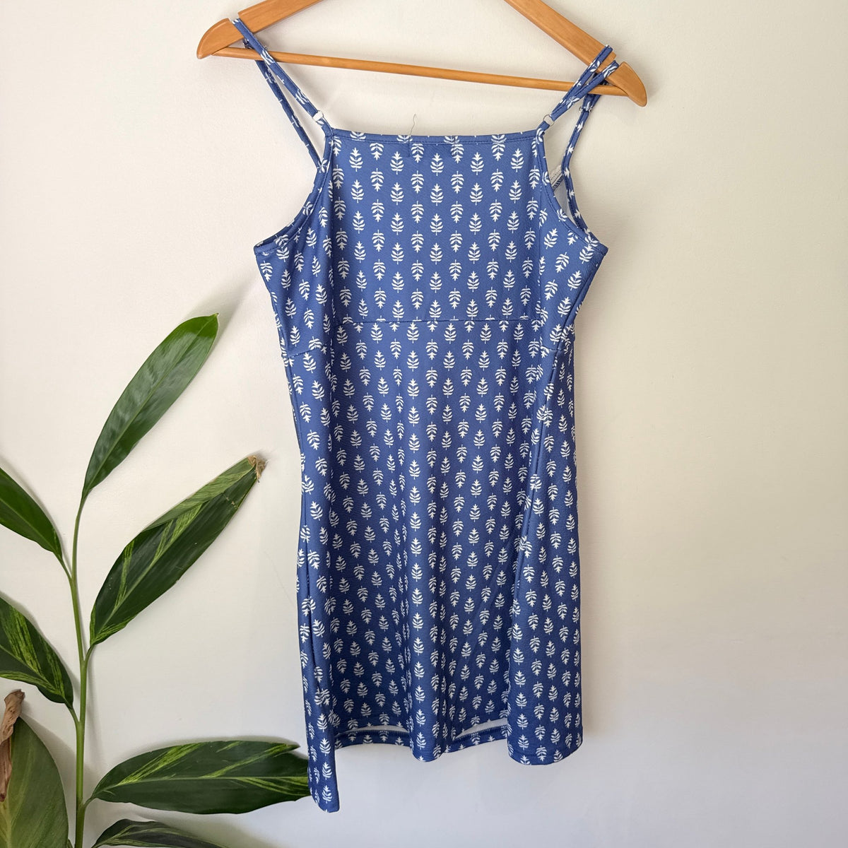 Mirrou Size L Leaf Print Button Front Cami Dress – photo 4