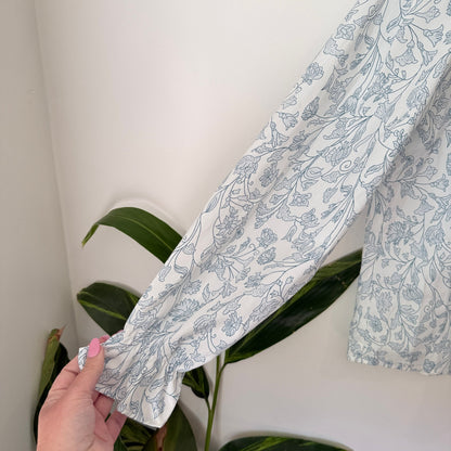 Brand Unknown Size L | U/Arm to U/Arm 59cm Floral Print Tie Neck Ruffle Cuff Blouse – photo 4