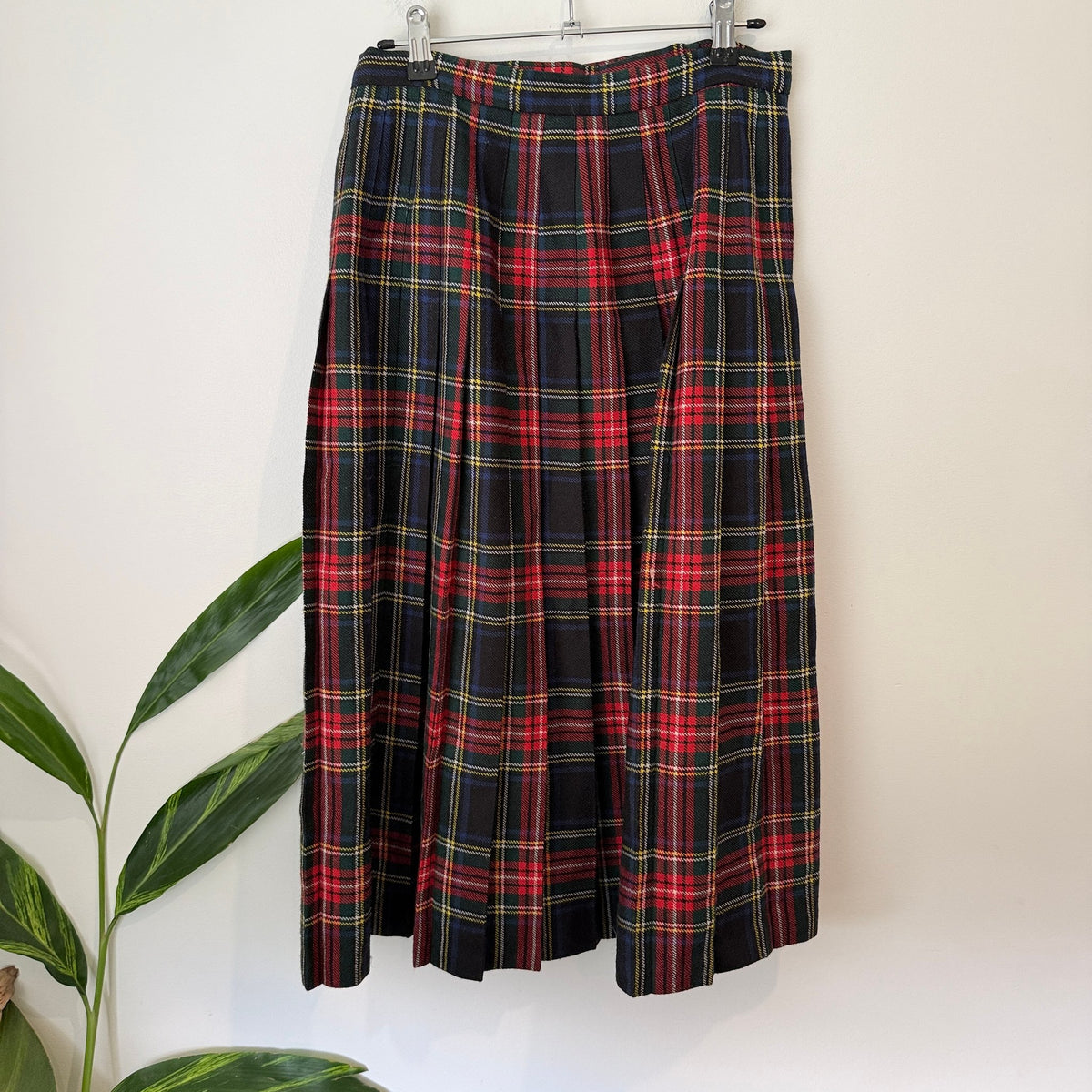 Vintage D&H Cohen Size Waist 72cm Tartan Buckle Kilt – photo 6