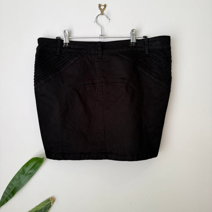 Garage Size 14 Pintuck Panel Zip Pocket Mini Skirt – photo 5