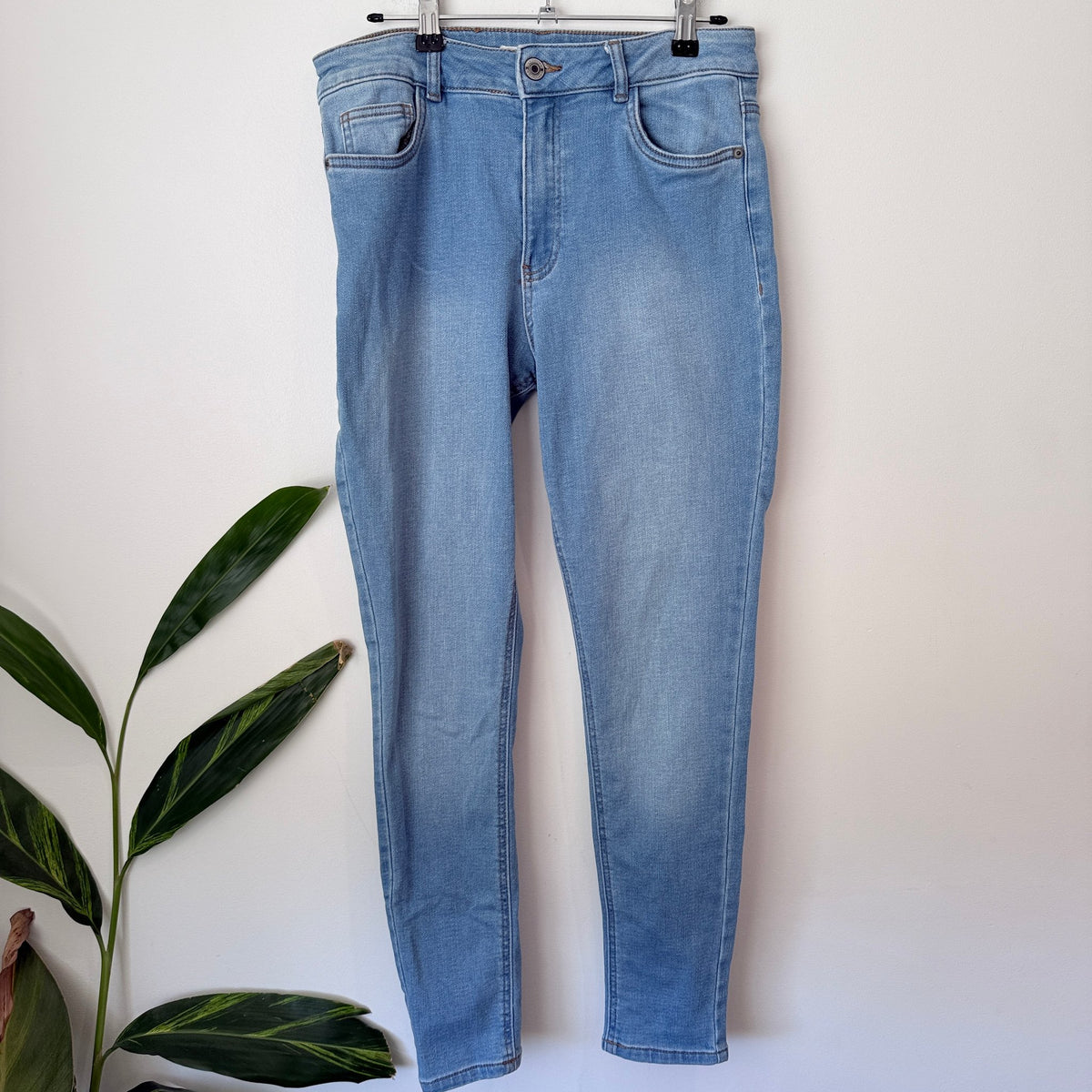 Anko Size 12 Skinny Mid Rise Jeans