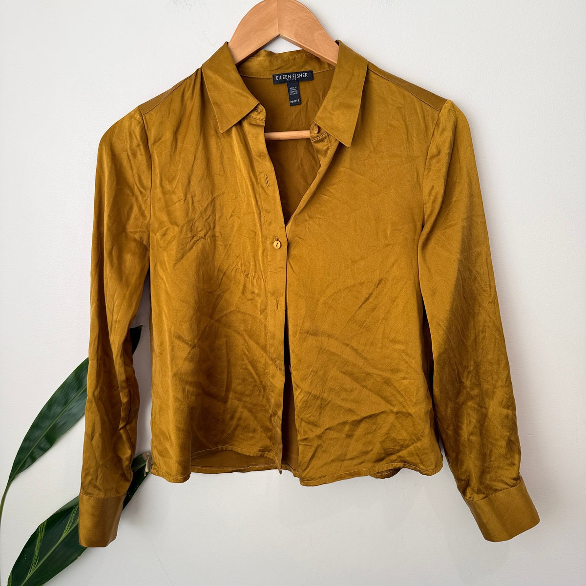 Eileen Fisher Petite Size PP Satin Long Sleeve Button Up Shirt