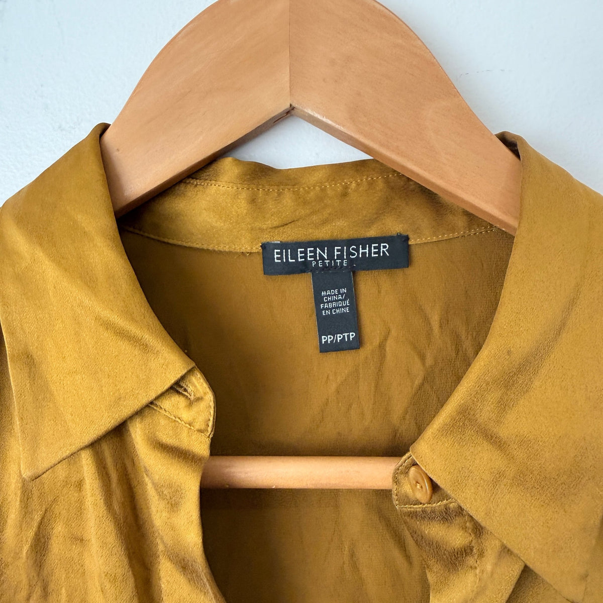 Eileen Fisher Petite Size PP Satin Long Sleeve Button Up Shirt