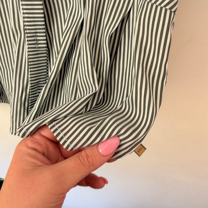 Cue Size 6 Stripe Peplum Short Sleeve Shirt