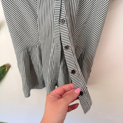 Cue Size 6 Stripe Peplum Short Sleeve Shirt