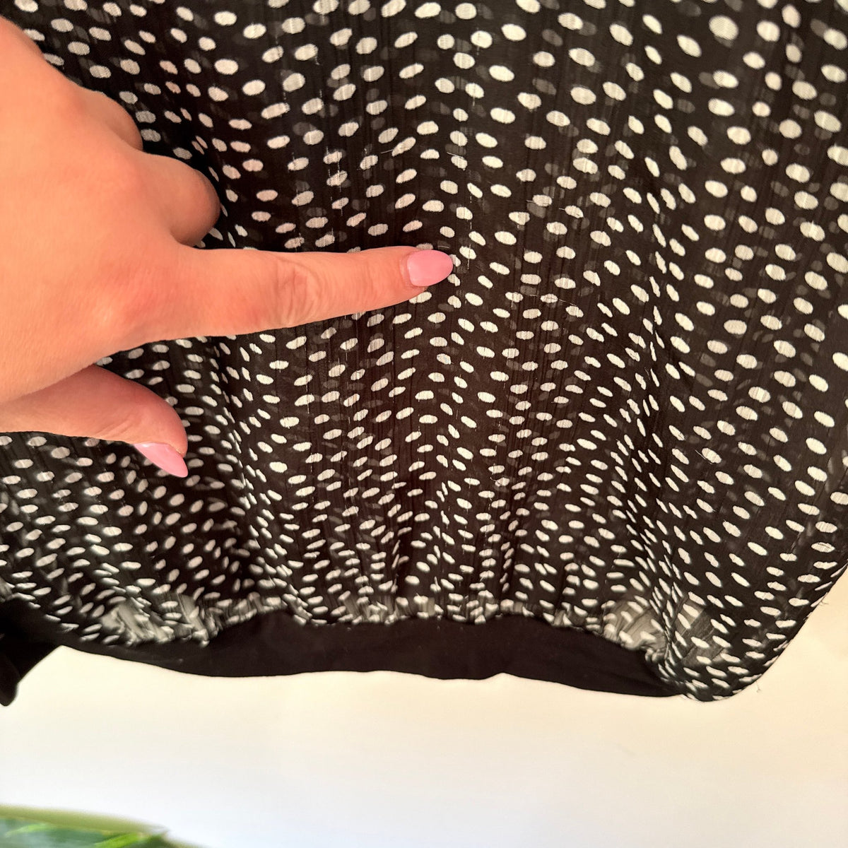 Dalston Size 10 Spot Print Sheer Banded Hem Top – photo 5